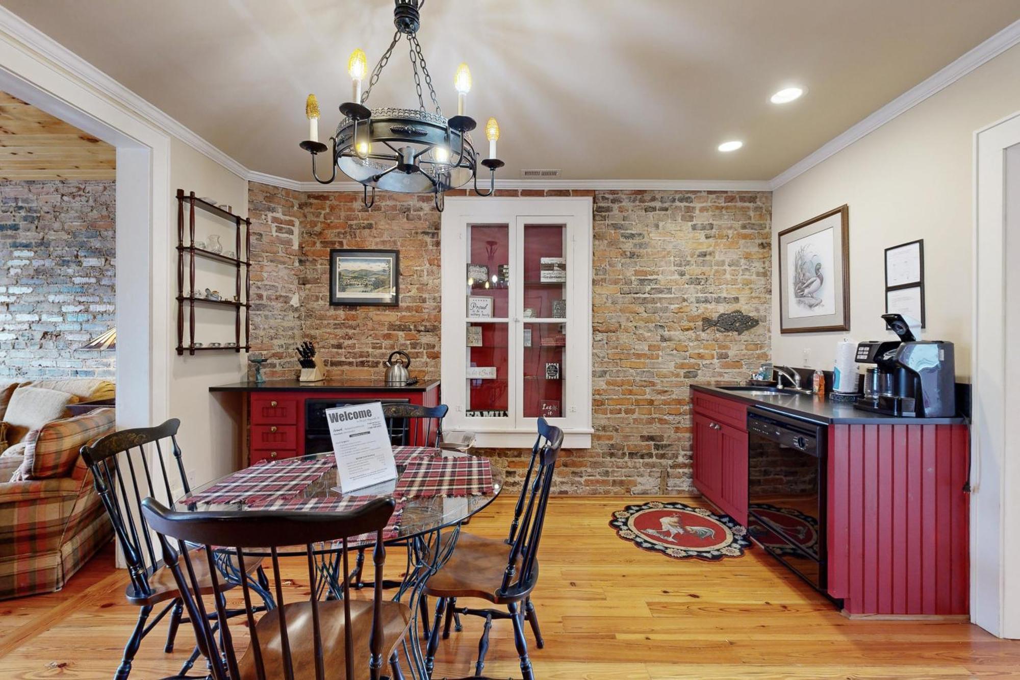 North Star Manor Apartment Уейнсвил Екстериор снимка